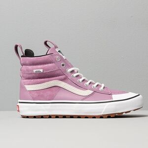 Vans Sk8-Hi MTE. Women's Size 8 or Men's 6.5. Pink and white. NWOT